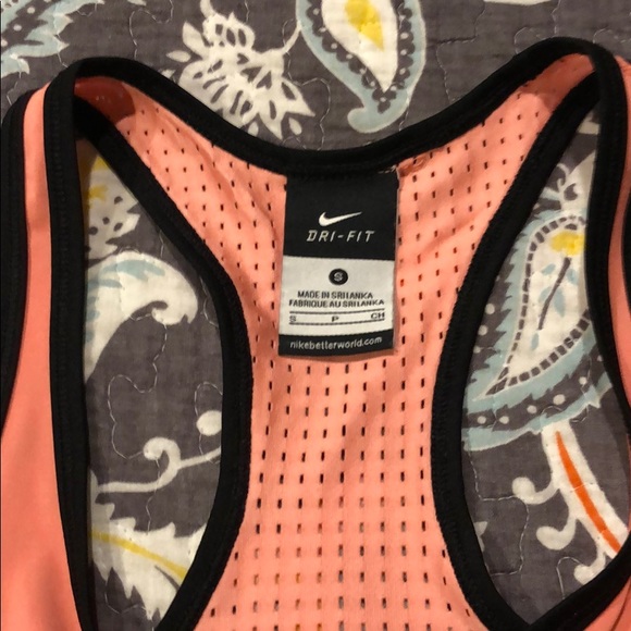 Nike Dri Fit Tank - Women’s Small - Picture 2 of 2